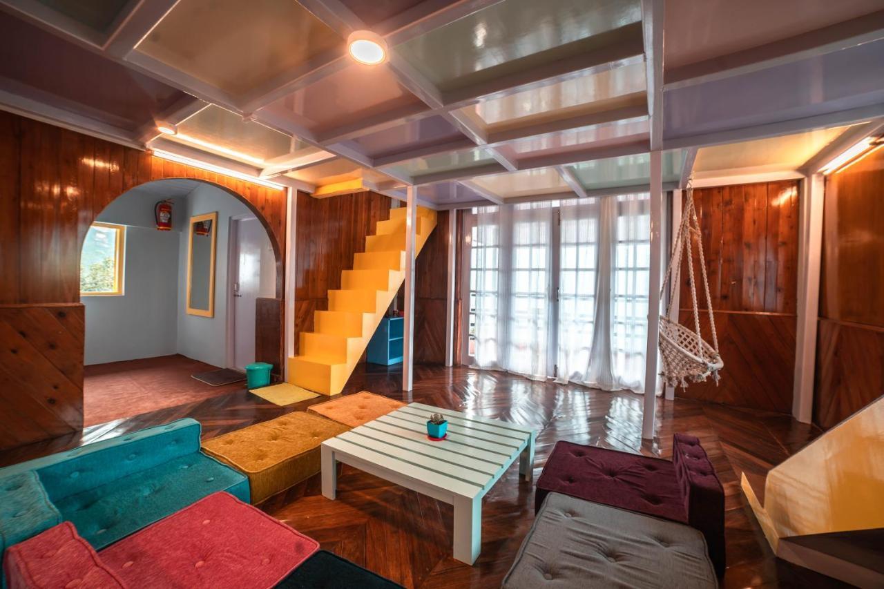 Tag Along 2 0 Hostel 강토크 외부 사진