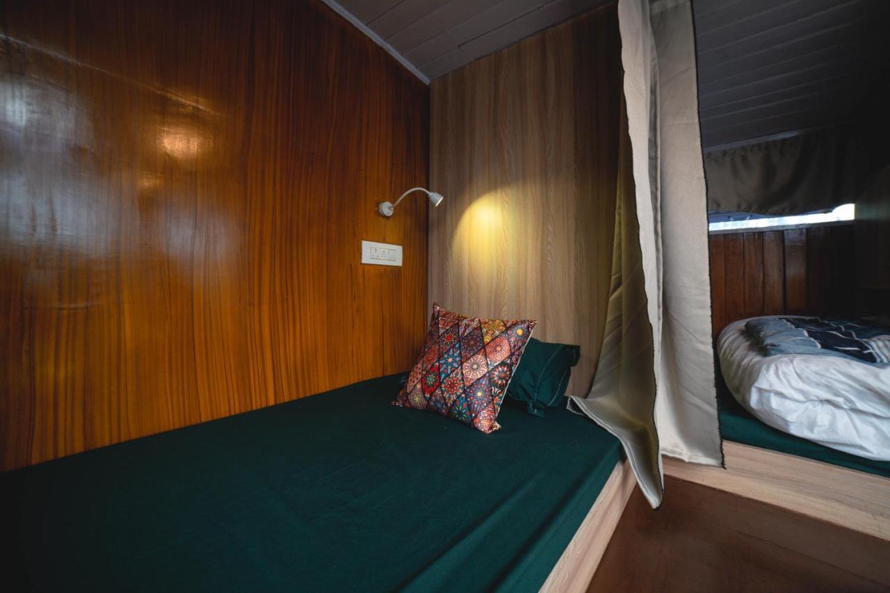Tag Along 2 0 Hostel 강토크 외부 사진