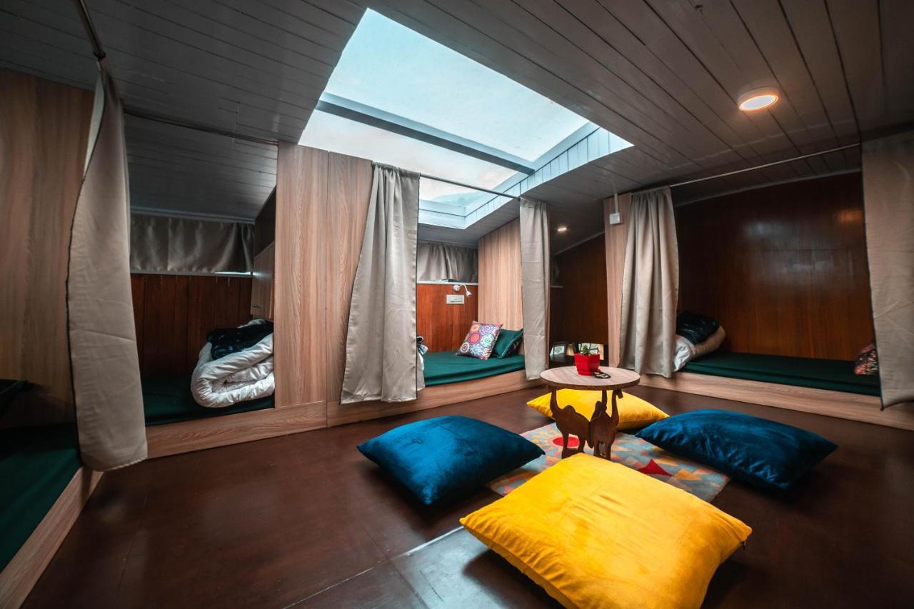 Tag Along 2 0 Hostel 강토크 외부 사진