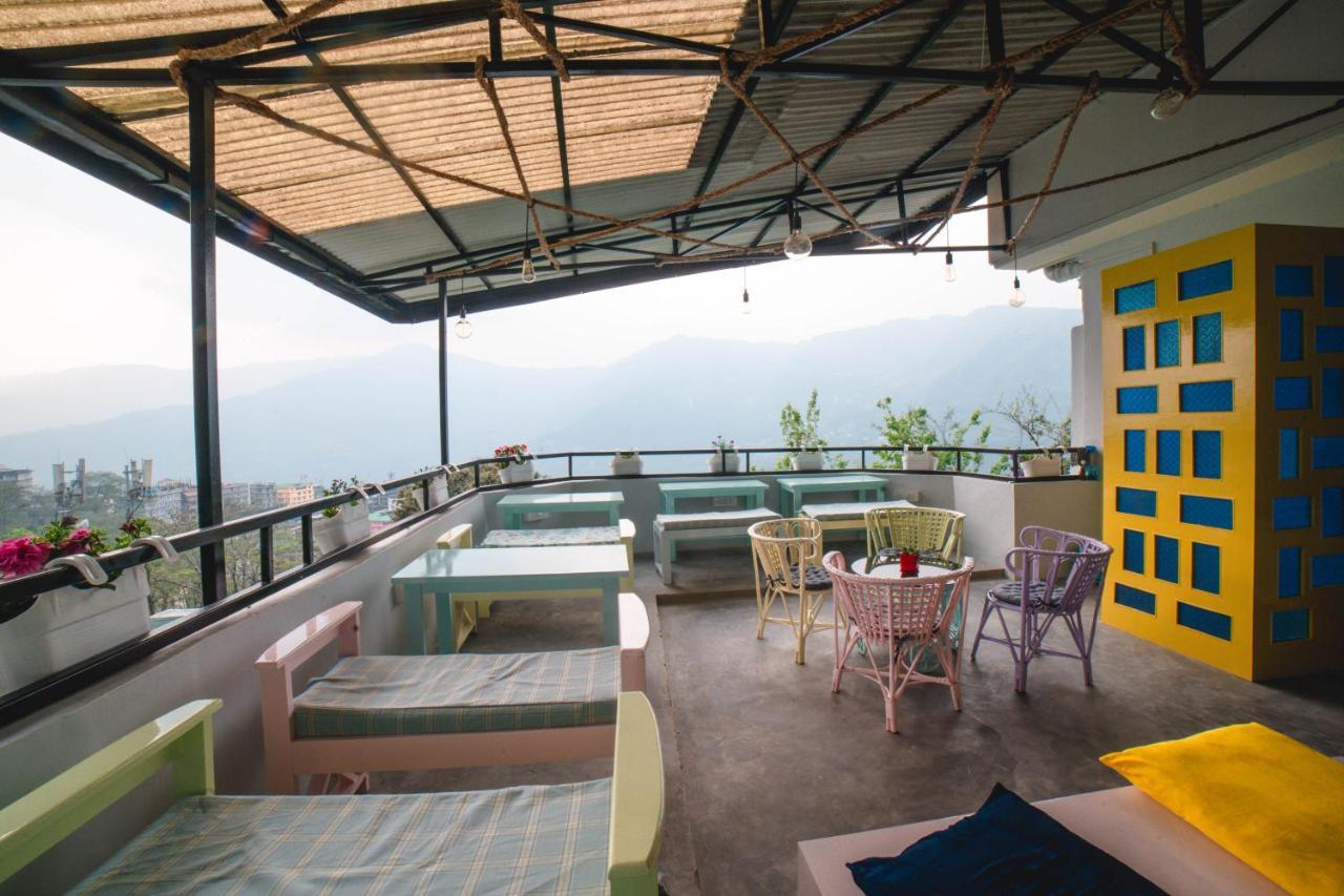 Tag Along 2 0 Hostel 강토크 외부 사진