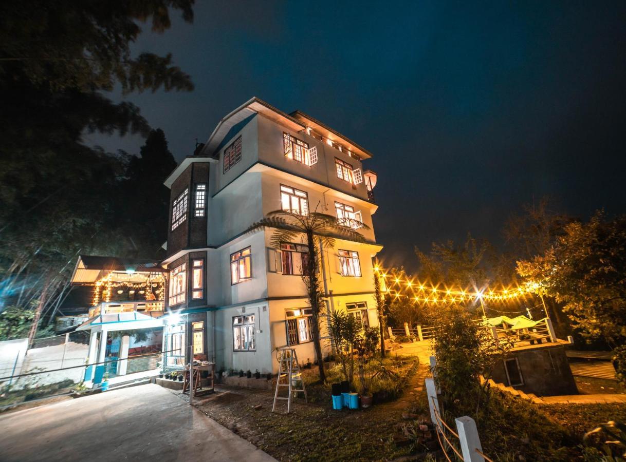 Tag Along 2 0 Hostel 강토크 외부 사진