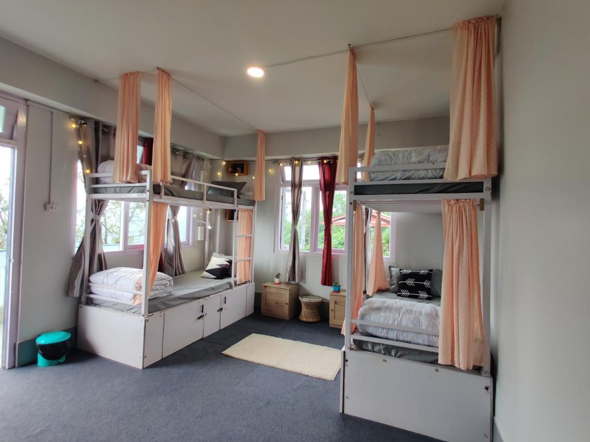 Tag Along 2 0 Hostel 강토크 외부 사진