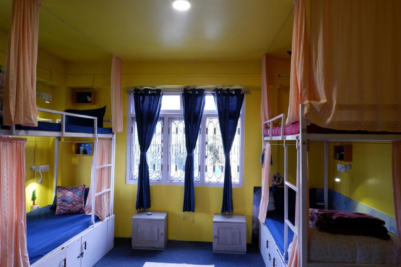 Tag Along 2 0 Hostel 강토크 외부 사진