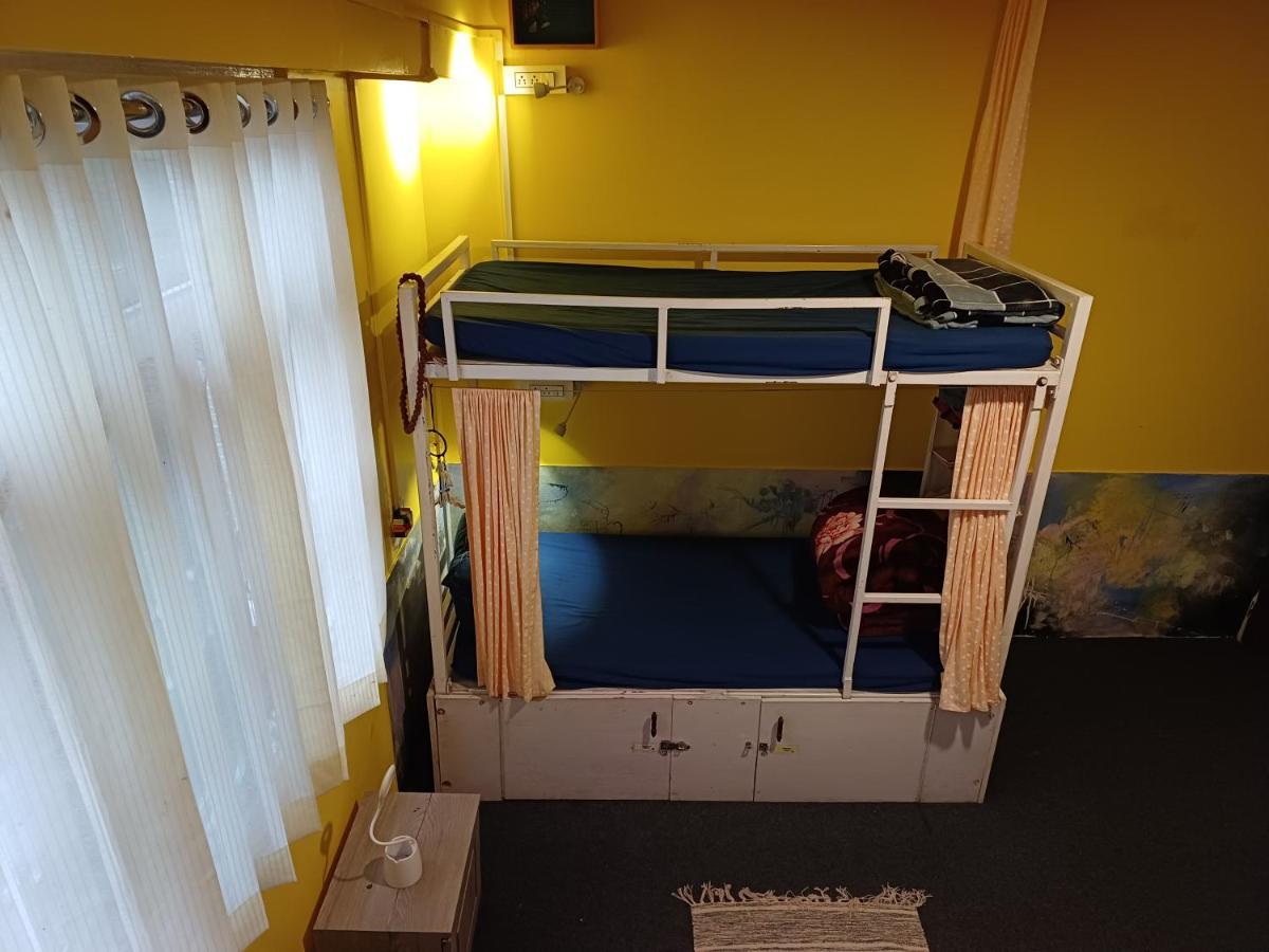 Tag Along 2 0 Hostel 강토크 외부 사진